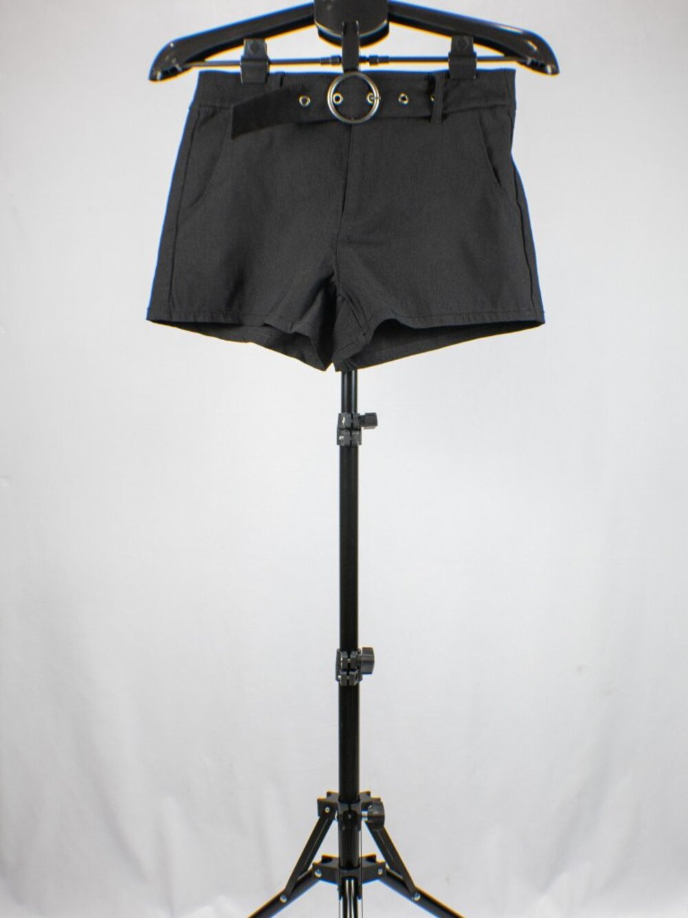 Madden NYC Juniors High Rise Belted Utility Shorts Black Size Small